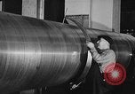 Immagine di Produzione di artiglieria a arsenal Watervliet New York USA, 1940, secondo 53 filmato di repertorio 65675049375