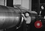 Immagine di Produzione di artiglieria a arsenal Watervliet New York USA, 1940, secondo 56 filmato di repertorio 65675049375