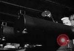 Standbild Machine Gun Fertigung Watervliet New York USA, 1940, aus Sekunde 38 historischem Filmmaterial Videoclip 65675049377