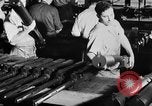Standbild Machine Gun Fertigung Watervliet New York USA, 1940, aus Sekunde 43 historischem Filmmaterial Videoclip 65675049377