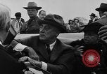 Standbild Franklin D Roosevelt visits Krieg Produktion Werk United States USA, 1940, aus Sekunde 13 historischem Filmmaterial Videoclip 65675049380