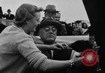 Standbild Franklin D Roosevelt visits Krieg Produktion Werk United States USA, 1940, aus Sekunde 16 historischem Filmmaterial Videoclip 65675049380