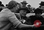 Standbild Franklin D Roosevelt visits Krieg Produktion Werk United States USA, 1940, aus Sekunde 18 historischem Filmmaterial Videoclip 65675049380