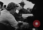 Standbild Franklin D Roosevelt visits Krieg Produktion Werk United States USA, 1940, aus Sekunde 19 historischem Filmmaterial Videoclip 65675049380