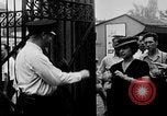 Standbild Ordnance factory Arbeitnehmer United States USA, 1940, aus Sekunde 16 historischem Filmmaterial Videoclip 65675049381