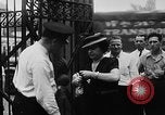 Standbild Ordnance factory Arbeitnehmer United States USA, 1940, aus Sekunde 19 historischem Filmmaterial Videoclip 65675049381