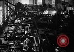 Standbild Gun shell Herstellung Zweiten Weltkrieg United States USA, 1940, aus Sekunde 5 historischem Filmmaterial Videoclip 65675049382