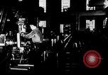 Standbild Gun shell Herstellung Zweiten Weltkrieg United States USA, 1940, aus Sekunde 13 historischem Filmmaterial Videoclip 65675049382