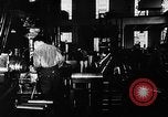 Standbild Gun shell Herstellung Zweiten Weltkrieg United States USA, 1940, aus Sekunde 17 historischem Filmmaterial Videoclip 65675049382