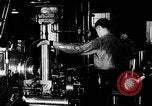 Standbild Gun shell Herstellung Zweiten Weltkrieg United States USA, 1940, aus Sekunde 32 historischem Filmmaterial Videoclip 65675049382
