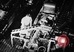 Standbild Gun shell Herstellung Zweiten Weltkrieg United States USA, 1940, aus Sekunde 41 historischem Filmmaterial Videoclip 65675049382