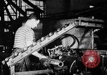 Standbild Gun shell Herstellung Zweiten Weltkrieg United States USA, 1940, aus Sekunde 49 historischem Filmmaterial Videoclip 65675049382