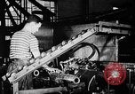 Standbild Gun shell Herstellung Zweiten Weltkrieg United States USA, 1940, aus Sekunde 51 historischem Filmmaterial Videoclip 65675049382