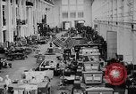 Standbild M2A2 tank Herstellung Zweiten Weltkrieg United States USA, 1940, aus Sekunde 6 historischem Filmmaterial Videoclip 65675049383