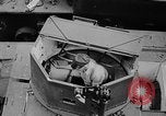 Standbild M2A2 tank Herstellung Zweiten Weltkrieg United States USA, 1940, aus Sekunde 12 historischem Filmmaterial Videoclip 65675049383