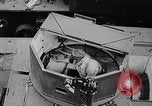 Standbild M2A2 tank Herstellung Zweiten Weltkrieg United States USA, 1940, aus Sekunde 13 historischem Filmmaterial Videoclip 65675049383