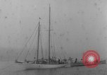 Standbild Präsident Roosevelt auf dem Segelboot New England United States USA, 1933, aus Sekunde 17 historischem Filmmaterial Videoclip 65675049412