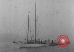 Standbild Präsident Roosevelt auf dem Segelboot New England United States USA, 1933, aus Sekunde 19 historischem Filmmaterial Videoclip 65675049412