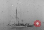 Standbild Präsident Roosevelt auf dem Segelboot New England United States USA, 1933, aus Sekunde 22 historischem Filmmaterial Videoclip 65675049412