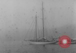 Standbild Präsident Roosevelt auf dem Segelboot New England United States USA, 1933, aus Sekunde 48 historischem Filmmaterial Videoclip 65675049412