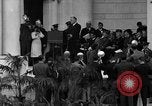 Standbild Franklin D Roosevelt 1935 Armistice Day Rede Arlington Virginia USA, 1935, aus Sekunde 29 historischem Filmmaterial Videoclip 65675049416