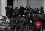 Standbild Franklin D Roosevelt 1935 Armistice Day Rede Arlington Virginia USA, 1935, aus Sekunde 34 historischem Filmmaterial Videoclip 65675049416