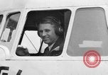 Immagine di Douglas DC-4 velivolo Santa Monica California USA, 1938, secondo 15 filmato di repertorio 65675049424