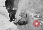 Standbild Skifahren Mineral California USA, 1938, aus Sekunde 7 historischem Filmmaterial Videoclip 65675049430