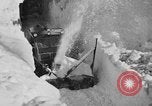 Standbild Skifahren Mineral California USA, 1938, aus Sekunde 8 historischem Filmmaterial Videoclip 65675049430