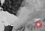 Standbild Skifahren Mineral California USA, 1938, aus Sekunde 10 historischem Filmmaterial Videoclip 65675049430