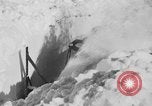 Standbild Skifahren Mineral California USA, 1938, aus Sekunde 13 historischem Filmmaterial Videoclip 65675049430