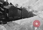 Standbild Skifahren Mineral California USA, 1938, aus Sekunde 19 historischem Filmmaterial Videoclip 65675049430