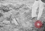 Standbild Ölraffinerie Wellsville New York USA, 1938, aus Sekunde 29 historischem Filmmaterial Videoclip 65675049441