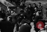 Standbild König George VI und Neville Chamberlain an schottischen Spiele Braemar Schottland, 1938, aus Sekunde 42 historischem Filmmaterial Videoclip 65675049448