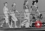 Standbild Modelle Balboa California USA, 1938, aus Sekunde 16 historischem Filmmaterial Videoclip 65675049458
