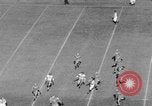 Standbild Football Game Knoxville Tennessee USA, 1938, aus Sekunde 28 historischem Filmmaterial Videoclip 65675049460