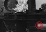 Image LeRoy Ashmore démontrant sa machine de lutte contre l'incendie Houston Texas USA, 1938, de la seconde 37 séquences d'archives historiques vidéo 65675049471