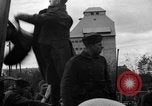 Standbild ungarische Truppen Uzhorod Tschechoslowakei, 1938, aus Sekunde 16 historischem Filmmaterial Videoclip 65675049476