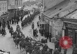 Standbild ungarische Truppen Uzhorod Tschechoslowakei, 1938, aus Sekunde 36 historischem Filmmaterial Videoclip 65675049476