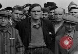 Standbild Konzentrationslager Buchenwald Deutschland, 1945, aus Sekunde 14 historischem Filmmaterial Videoclip 65675049479