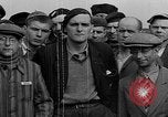 Standbild Konzentrationslager Buchenwald Deutschland, 1945, aus Sekunde 18 historischem Filmmaterial Videoclip 65675049479