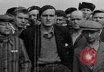 Standbild Konzentrationslager Buchenwald Deutschland, 1945, aus Sekunde 31 historischem Filmmaterial Videoclip 65675049479