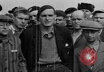 Standbild Konzentrationslager Buchenwald Deutschland, 1945, aus Sekunde 47 historischem Filmmaterial Videoclip 65675049479