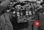 Immagine di Internee A Buchenwald Germania, 1945, secondo 4 filmato di repertorio 65675049482