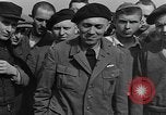 Immagine di Internee A Buchenwald Germania, 1945, secondo 9 filmato di repertorio 65675049482