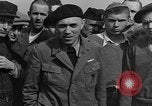 Immagine di Internee A Buchenwald Germania, 1945, secondo 13 filmato di repertorio 65675049482