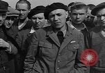 Immagine di Internee A Buchenwald Germania, 1945, secondo 21 filmato di repertorio 65675049482