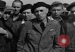 Immagine di Internee A Buchenwald Germania, 1945, secondo 26 filmato di repertorio 65675049482