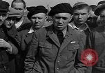 Immagine di Internee A Buchenwald Germania, 1945, secondo 30 filmato di repertorio 65675049482
