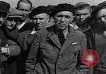 Immagine di Internee A Buchenwald Germania, 1945, secondo 40 filmato di repertorio 65675049482